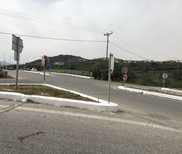 Καθαρισμός κόμβων ΒΟΑΚ από τον Δήμο Πλατανιά Καθαρισμός κόμβων ΒΟΑΚ από τον Δήμο Πλατανιά