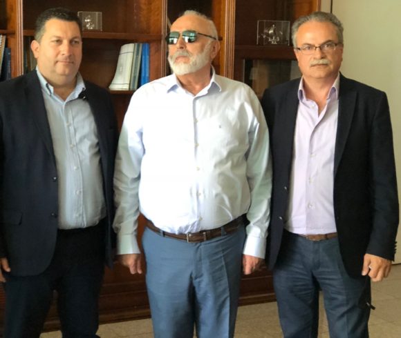 Συνάντηση Δημάρχου Πλατανιά με τον Υπουργό Εμπορικής Ναυτιλίας Συνάντηση Δημάρχου Πλατανιά με τον Υπουργό Εμπορικής Ναυτιλίας