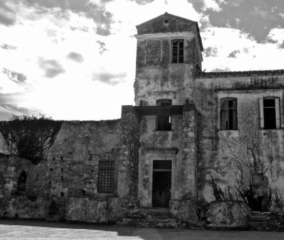 Ένταξη στο Πρόγραμμα χρηματοδότησης- ΕΠΑΝΕΚ-,  του κτιρίου  Μετόχι Ησυχάκη στον Αλικιανό, Δήμου Πλατανιά, ΠΥ 2.500.000,00€