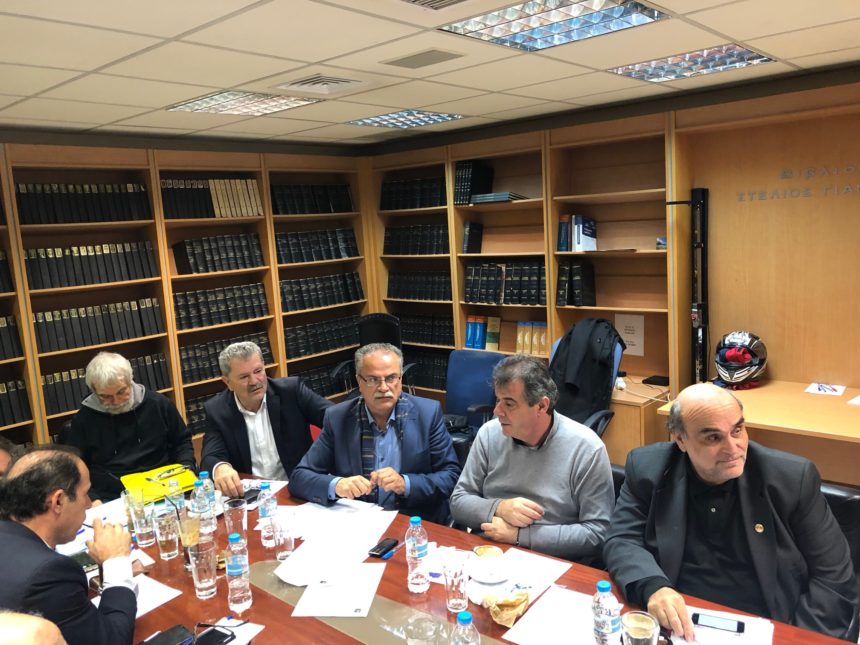 Ομόφωνα αποδεκτή από την Οικονομική Επιτροπή της ΚΕΔΕ η πρόταση του Δημάρχου Πλατανιά για μετατροπή του ισχύοντα φόρου διαμονής σε τέλος διανυκτέρευσης, αποδιδόμενο στους Δήμους