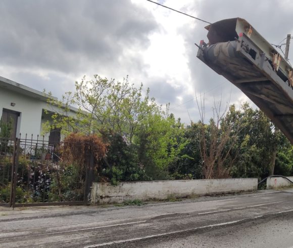 Αντικατάσταση κεντρικών δικτύων ύδρευσης στις Βουκολιές  και ασφαλτοτάπητα στην επαρχιακή οδό Βουκολιές Ταυρωνίτη