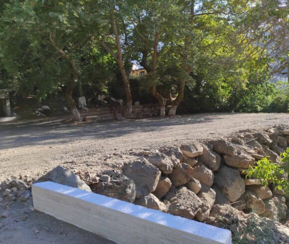 Συνεχίζονται οι εργασίες αποκατάστασης καταστροφών, αλλά και συντήρησης της οδοποιίας στην Τ.Κ. Μεσκλών Συνεχίζονται οι εργασίες αποκατάστασης καταστροφών, αλλά και συντήρησης της οδοποιίας στην Τ.Κ. Μεσκλών