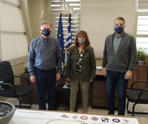 Αποστολή πρώτων ειδών ανάγκης από τον Δήμο Πλατανιά, στους σεισμόπληκτους του Νομού Ηρακλείου