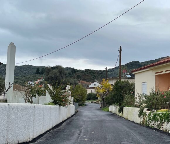 Ασφαλτόστρωση σε υποδομές Οδοποιίας, στην Κοινότητα Φουρνέ, στην ΔΕ Μουσούρων του Δήμου Πλατανιά Ασφαλτόστρωση σε υποδομές Οδοποιίας, στην Κοινότητα Φουρνέ, στην ΔΕ Μουσούρων του Δήμου Πλατανιά