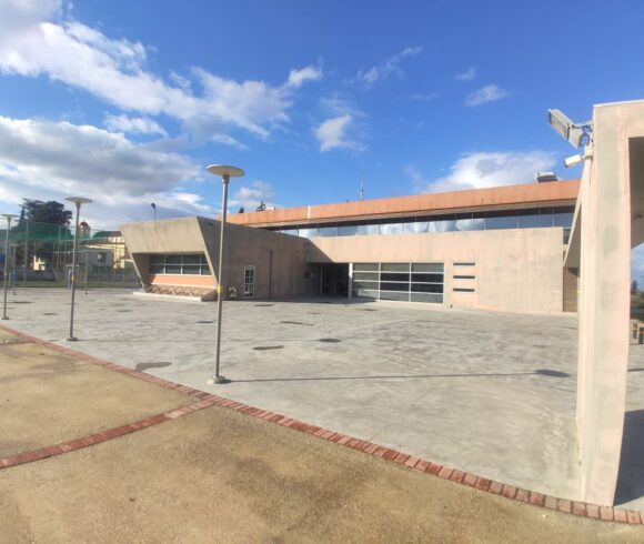 Ομιλία με θέμα τις νέες δημιουργικές προσεγγίσεις στην τοπική επιχειρηματικότητα, στον πρωτογενή τομέα, σε συνδυασμό με τη λαογραφία