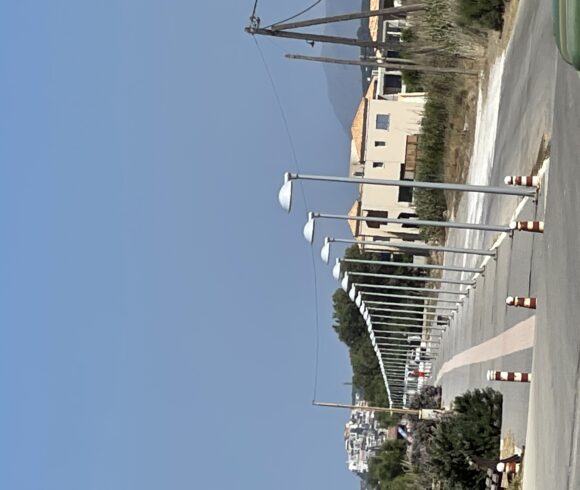 Σε λειτουργία  ο νέος ηλεκτροφωτισμός στην Παραλία Πύργου Ψηλονέρου και Μάλεμε