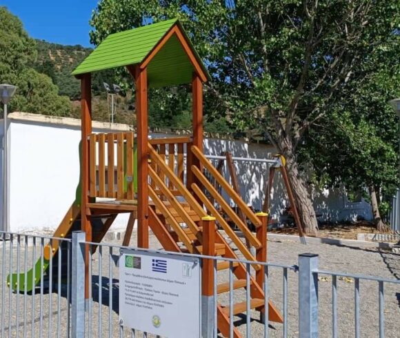 Νέες παιδικές χαρές σε Ντερέ, Μάλεμε, Παλαιά Ρούματα, Πλατανιά, του Δήμου Πλατανιά.