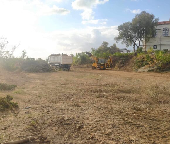 Έναρξη εργασιών ανάπλασης κοινόχρηστου χώρου και δημιουργίας Παιδικής Χαράς, στο Κολυμπάρι Έναρξη εργασιών ανάπλασης κοινόχρηστου χώρου και δημιουργίας Παιδικής Χαράς, στο Κολυμπάρι