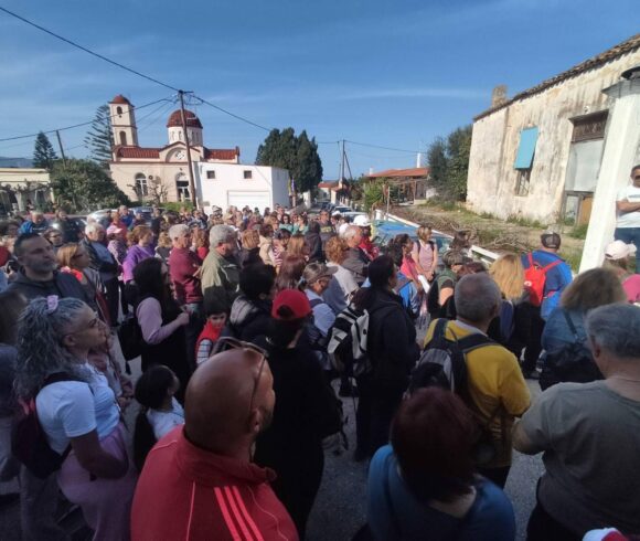 Με επιτυχία η πεζοπορική διαδρομή στα Καμισιανά του Δήμου Πλατανιά. Την Κυριακή 24 Μαρτίου η επόμενη διαδρομή στη Γλώσσα Κολυμπαρίου Με επιτυχία η πεζοπορική διαδρομή στα Καμισιανά του Δήμου Πλατανιά. Την Κυριακή 24 Μαρτίου η επόμενη διαδρομή στη Γλώσσα Κολυμπαρίου